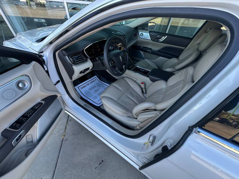 2017 Lincoln Continental Reserve