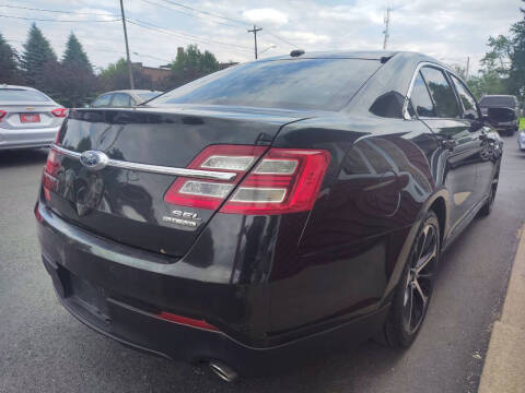 2014 Ford Taurus SEL