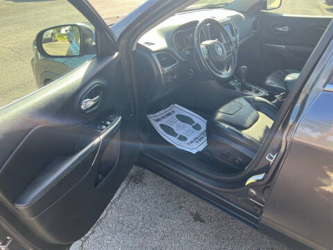 2019 Jeep Cherokee Latitude Plus