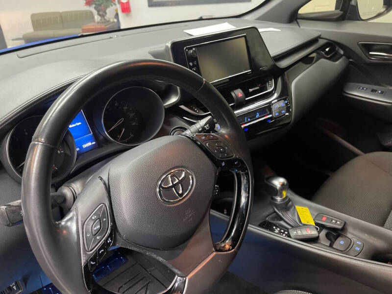 2018 Toyota C-HR XLE