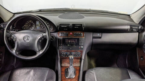2005 Mercedes-Benz C-Class C 320 4MATIC