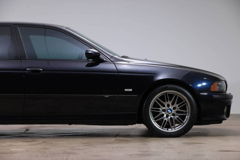 2003 BMW M5