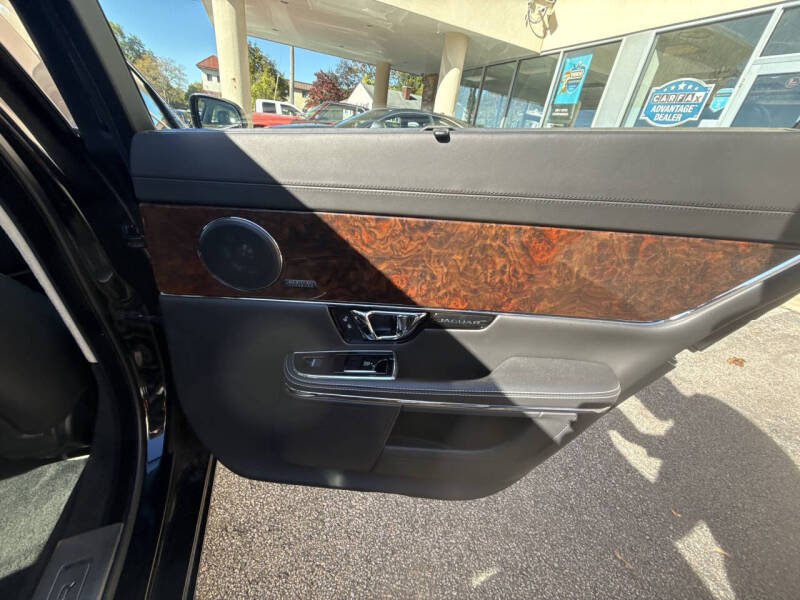 2016 Jaguar XJL Portfolio