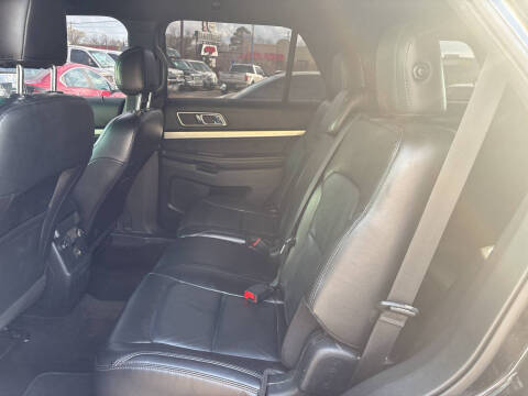 2017 Ford Explorer XLT