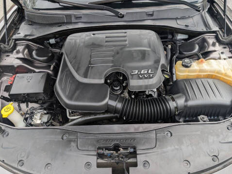 2018 Dodge Charger SXT Plus