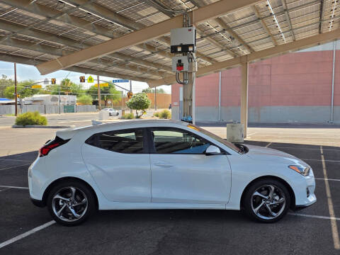 2019 Hyundai Veloster