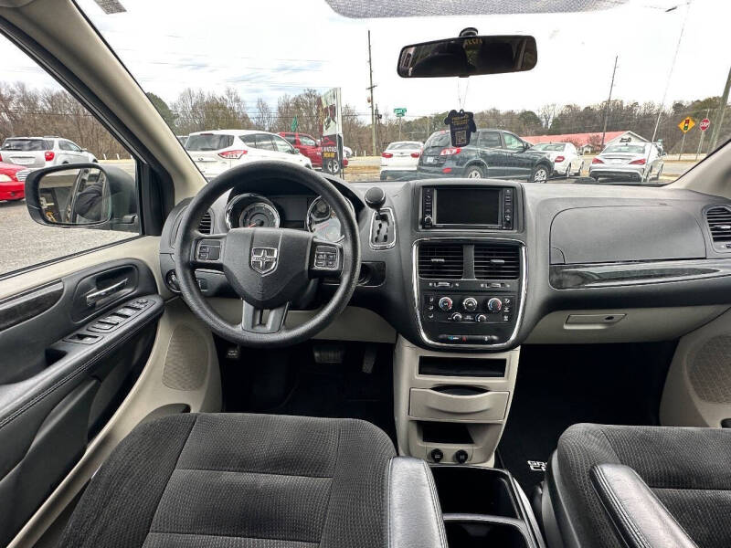 2017 Dodge Grand Caravan SE