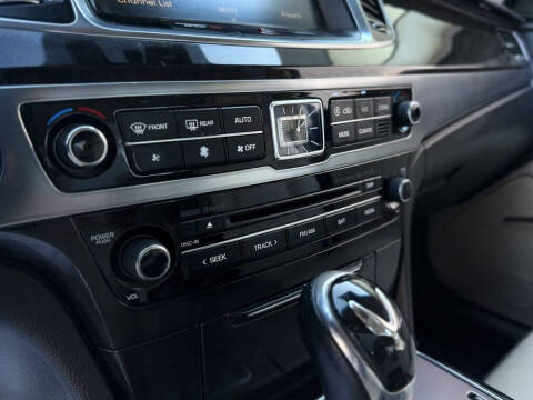 2016 Hyundai Equus Signature