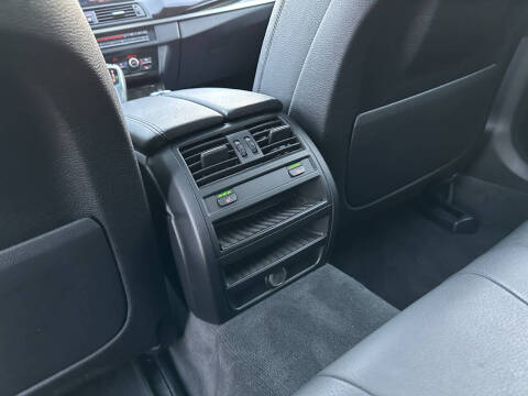 2015 BMW 5 Series 528i xDrive