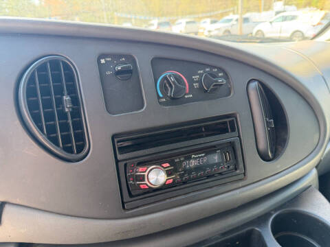 2008 Ford E-Series E-250