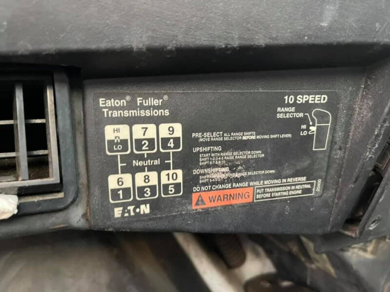 1998 International 2574