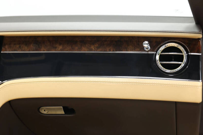 2021 Bentley Continental GTC V8
