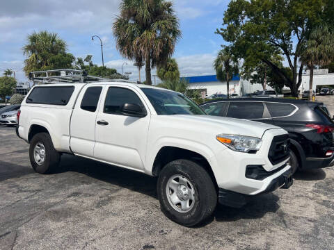 2020 Toyota Tacoma SR