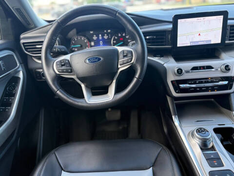 2024 Ford Explorer XLT