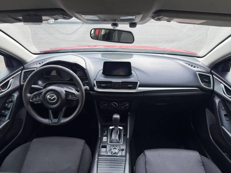 2017 Mazda MAZDA3 Sport