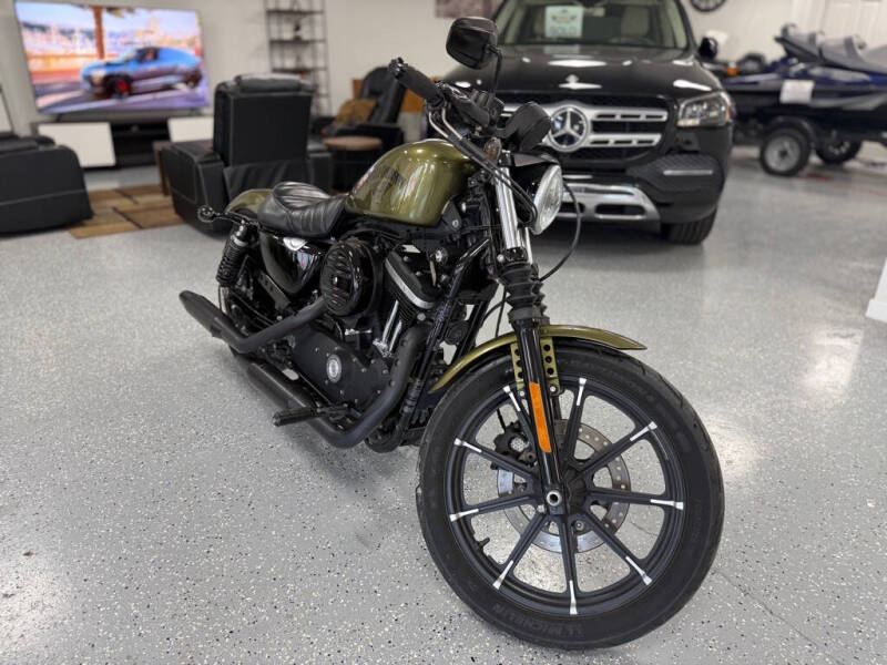 2016 Harley-Davidson IRON 8