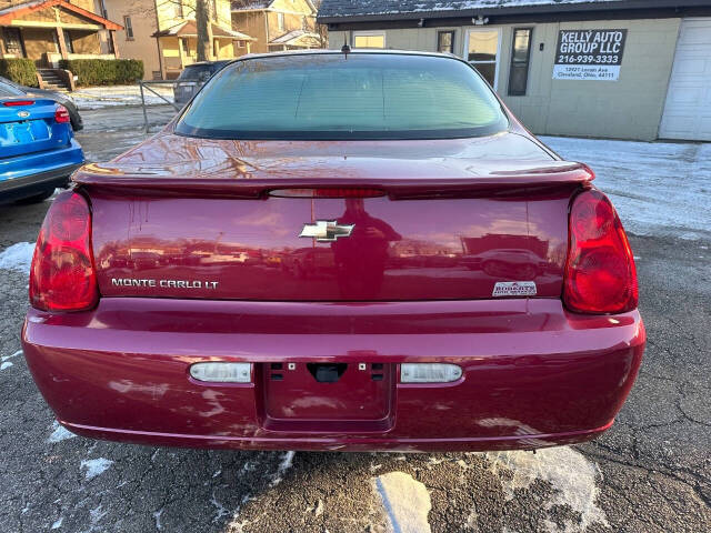 2006 Chevrolet Monte Carlo for sale at Kelly Auto Group in Cleveland, OH