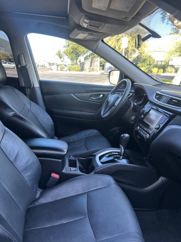 2015 Nissan Rogue SL