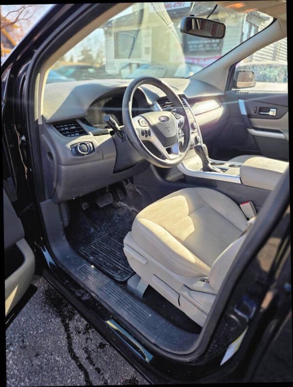 2014 Ford Edge SE