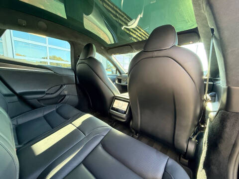 2021 Tesla Model S Plaid
