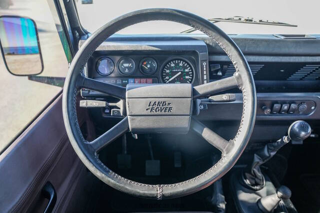 1991 Land Rover Defender