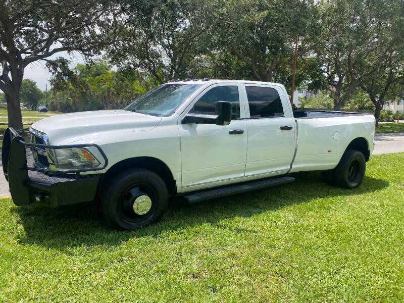 2014 RAM Ram 3500 Pickup Tradesman photo 2