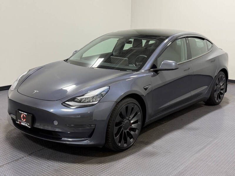 2019 Tesla Model 3 Long Range's photo