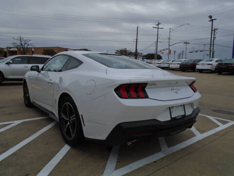 2024 Ford Mustang EcoBoost