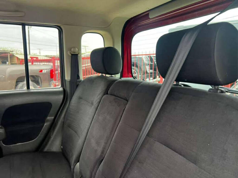 2010 Nissan cube