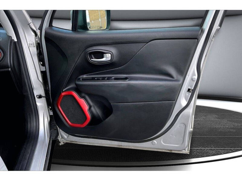 2015 Jeep Renegade Trailhawk