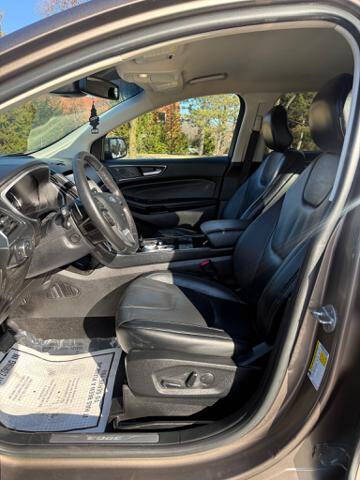 2019 Ford Edge Titanium