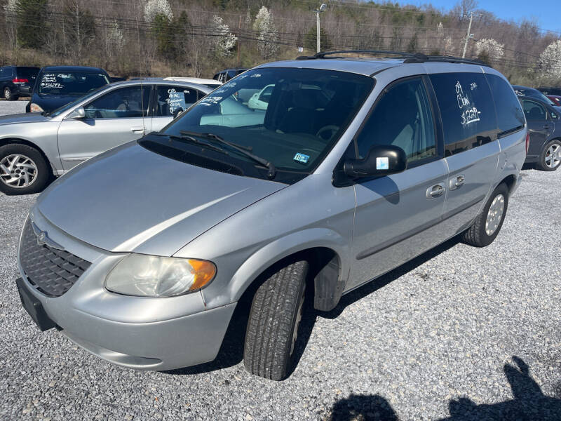 2004 Chrysler Town and Country for sale at Bailey's Auto Sales in Cloverdale VA