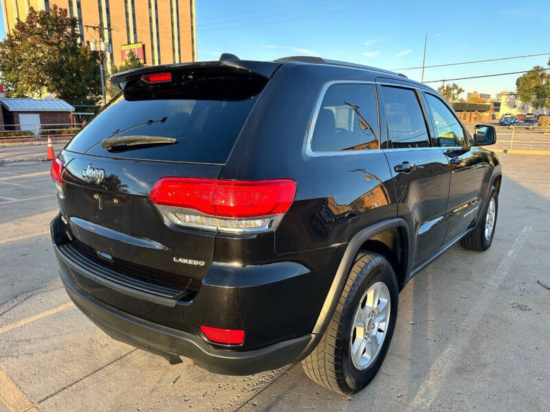 2016 Jeep Grand Cherokee Laredo