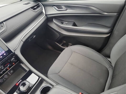 2024 Jeep Grand Cherokee Laredo X