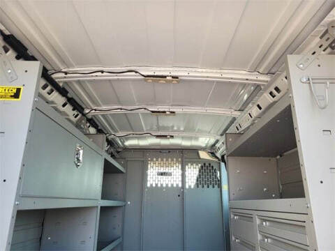 2025 Chevrolet Express 2500