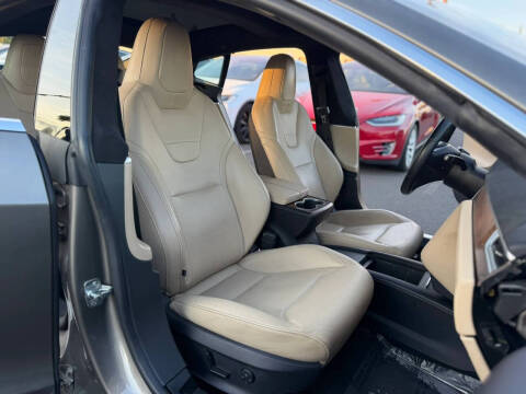 2016 Tesla Model S