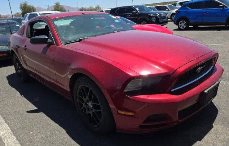 2014 Ford Mustang V6
