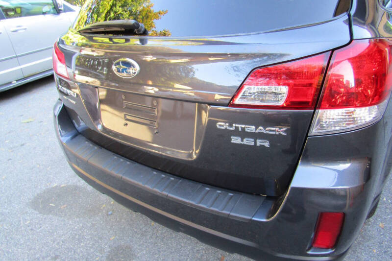 2013 Subaru Outback 3.6R Limited