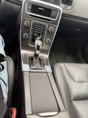 2015 Volvo S60 T5 Drive-E Premier