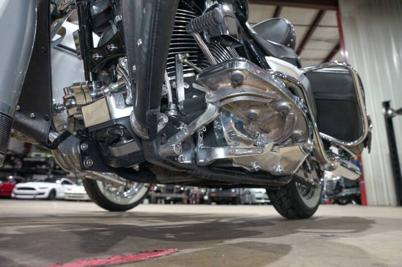 2003 Harley-Davidson FLH