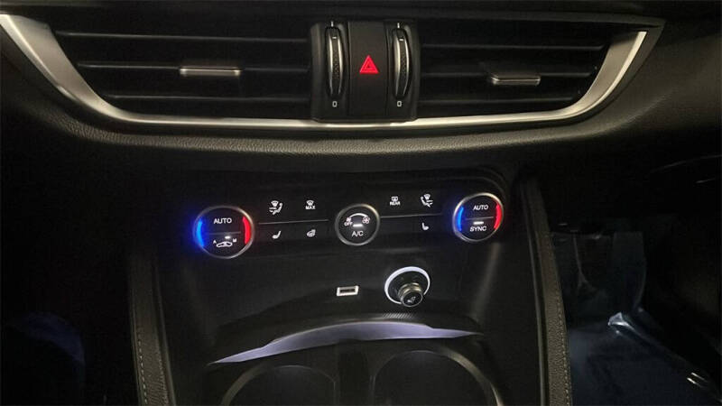 2020 Alfa Romeo Stelvio Ti Sport