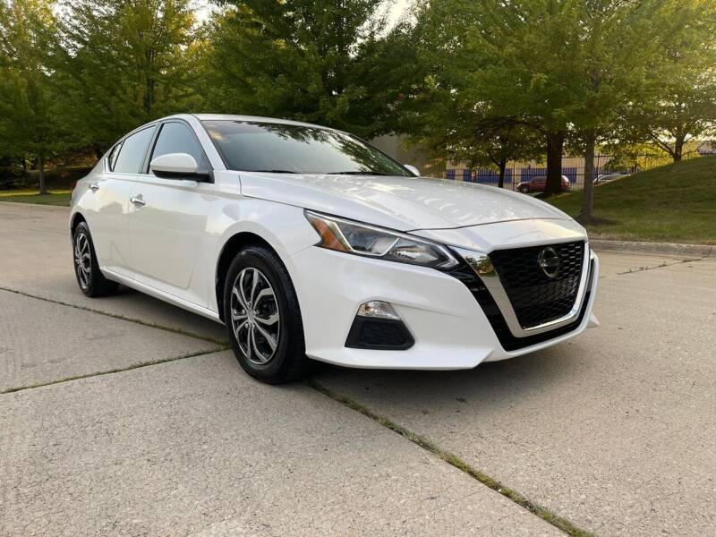 2019 Nissan Altima for sale at Raptor Motors in Chicago IL