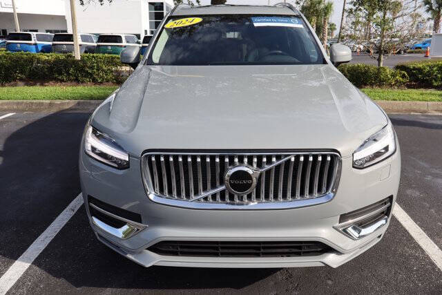 2024 Volvo XC90 B5 Core Bright Theme