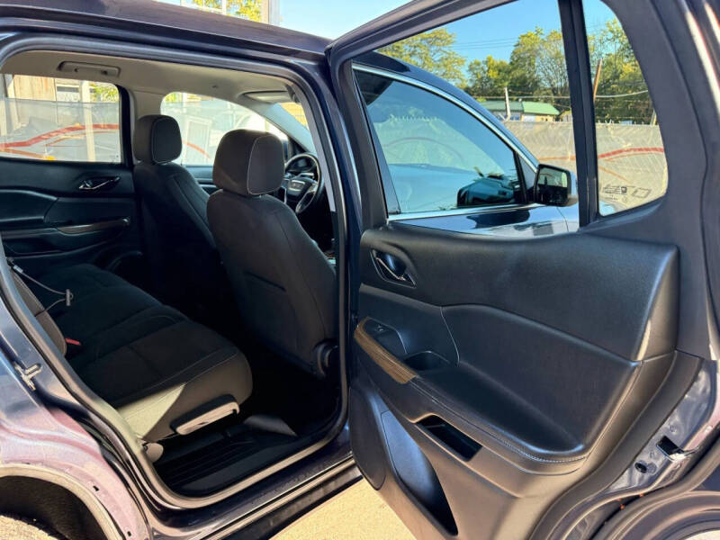 2019 GMC Acadia SLE-1