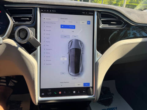 2015 Tesla Model S 85D