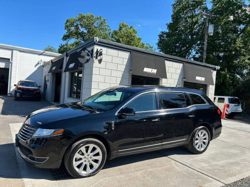 2018 Lincoln MKT Premiere