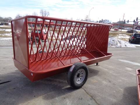 2023 Hoss 12' Pull Feeder Wagon for sale at Rod's Auto Farm & Ranch in Houston MO