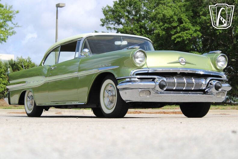 1957 Pontiac Star Chief
