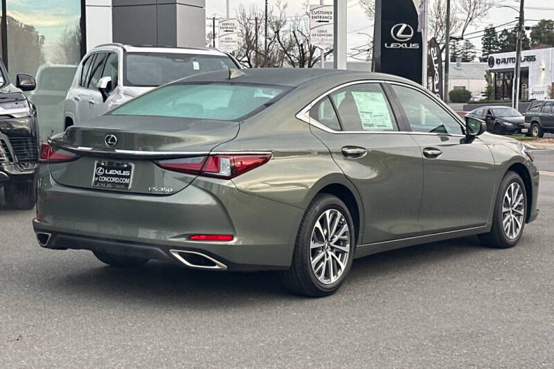 2025 Lexus ES 350