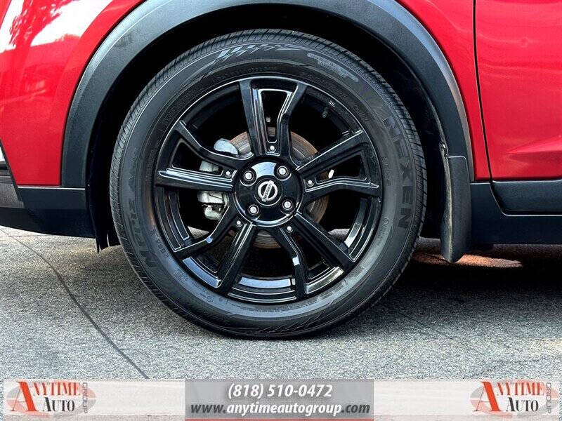 2020 Nissan Kicks SR